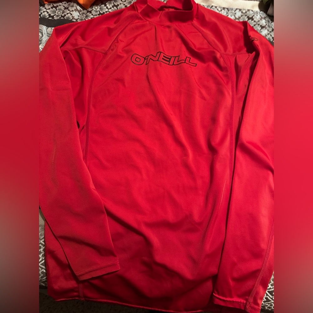 O'Neill Bold Red Top